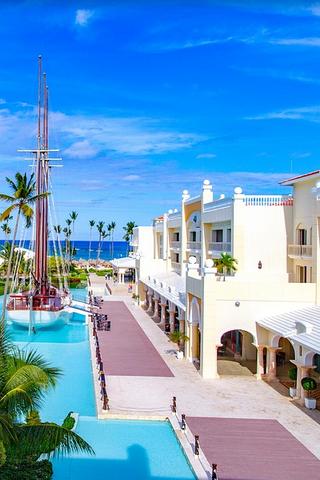 Hotel & Pool, Dominican Republic